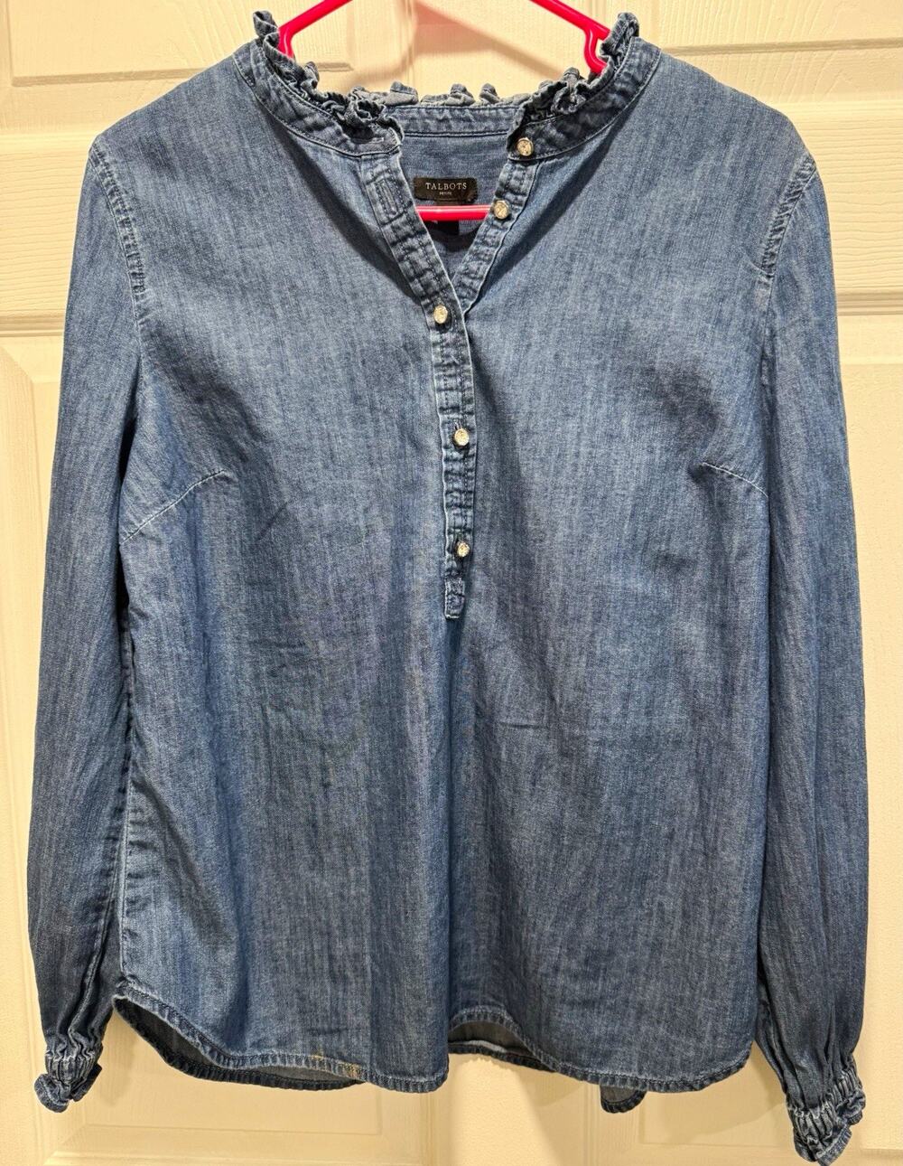 Talbots Petite L Denim V-Neck Ruffle Long Sleeve Rhinestone Buttons Popover